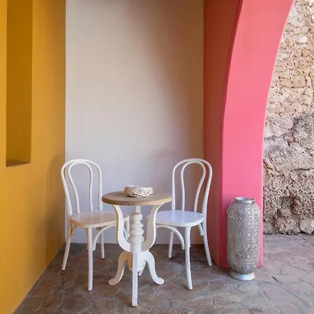 Отель Saint Artemios Boutique