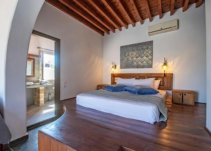 Saint Artemios Boutique Rhodes City